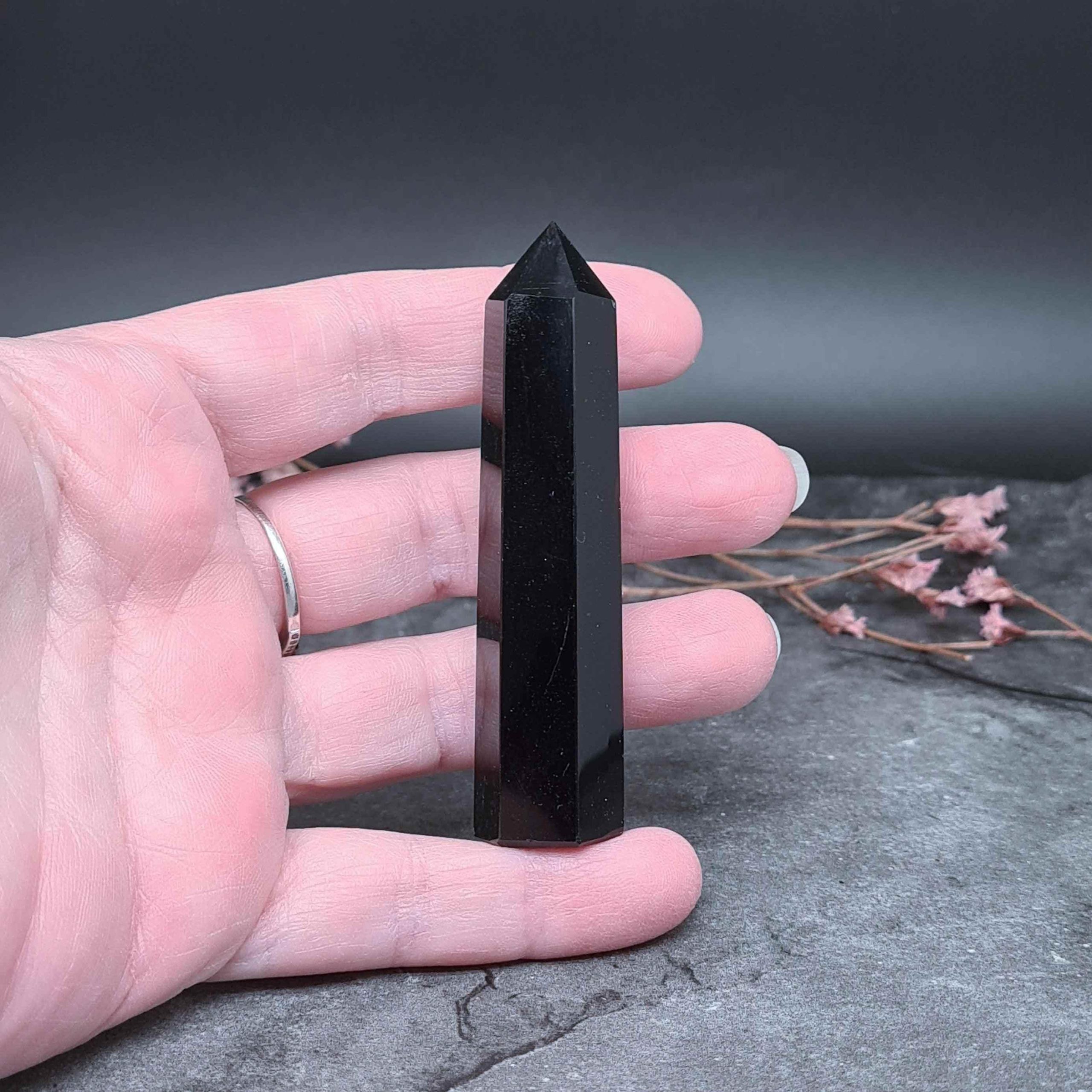 Pentagramme en Obsidienne Noire - 60 grammes - Vibrations Cristallines